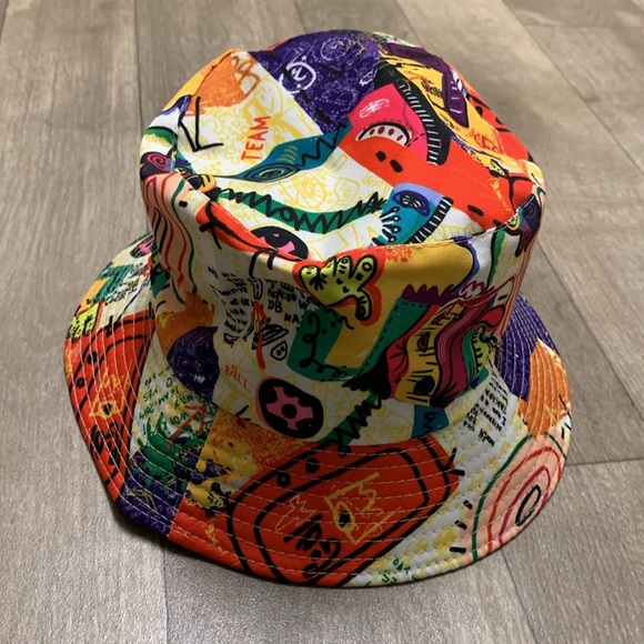 Unisex NWOT Unbranded Graffiti Off Graphic Color Block Artsy Bucket Hat Cap‎ - Picture 4 of 7